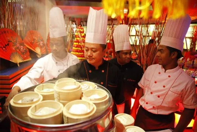Cantonese is a globally popular Chinese regional cuisine. The dishes are made with fresh seafood, homemade dim sums, special duck meat, chicken, soups, herbs and spices. MAHMUD HOSSAIN OPU/DHAKA TRIBUNE