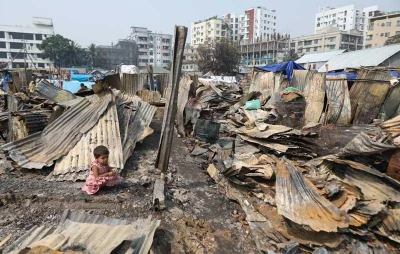 People in slums are already living hand to mouth and this fire has destroyed their hard earned worldly possessions | Rajib Dhar/Dhaka Tribune
