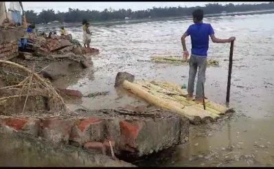 The photo shows that the water recedes from an area of Cox’s Bazar on Thursday. Photo Credit: Dhaka Tribune