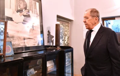 Russian Foreign Minister Sergei Lavrov visits the Bangabandhu Memorial Museum in Dhaka’s Dhanmondi-32 on Friday, September 8, 2023. Photo: PID