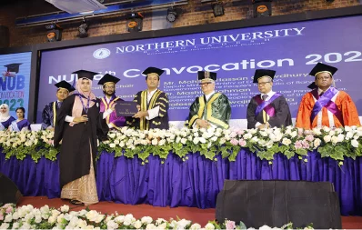 A student receives a certificate during the convocation of Northern University Bangladesh on the campus in Dhaka on Sunday, October 22, 2023. Photo: Courtesy