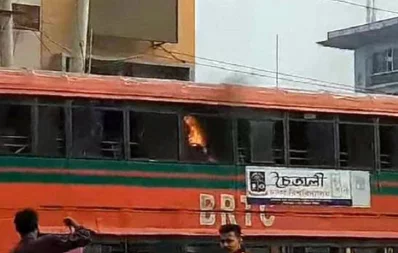 This image shows a Dhaka University bus on fire in Mirpur, Dhaka, on Sunday, November 5, 2023. Photo: Collected