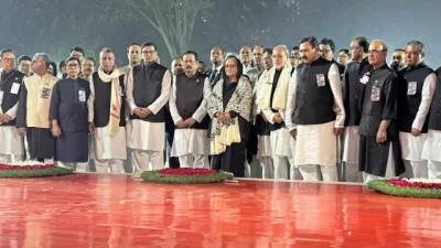 Flanked by senior leaders of the party, Sheikh Hasina, also the President of the ruling Bangladesh Awami League, places another wreath at the Shaheed Minar on behalf of the party on Wednesday, February 21, 2023. Photo: Bangla Tribune