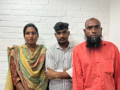 Laju Miah with his father and sister. Photo: Nuruzzaman Labu/Bangla Tribune