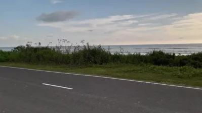 Marine Drive is an 80-kilometer-long road that runs from Kolatali