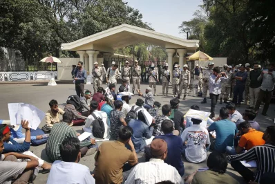 July movement injured protesters stage 28hrs protest at CAs office. Photo: Mehedi Hasan/Dhaka Tribune