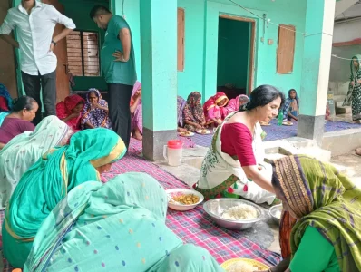 Elderly women find shelter and care at the Old Care Home in Samsapur village, Jessore Sadar Upazila, where founder Jossna Mukharjee provides food, clothing, medical support, and companionship, creating a safe haven for destitute mothers. Photo: Dhaka Tribune