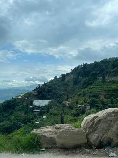 Image depicting the scenic beauty of the Bagmati River en route from Kathmandu to Pokhara. Photo: Yousha Tashfi/Dhaka Tribune.