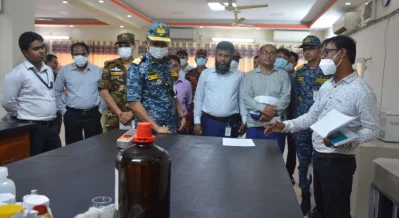 To conduct an on-site inspection of chemical safety management, a ten-member inspection team visited Benapole land port on Monday. Photo: Courtesy