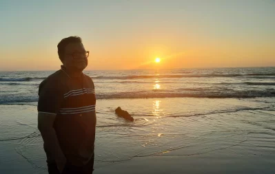 Setting sun with a glow of warmth in the sky at Patuartek
