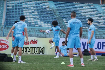 Hamza Choudhury shows his skill during Bangladesh’s final training session on Wednesday on the eve of FIFA international friendly match against Vietnam. Photo: BFF