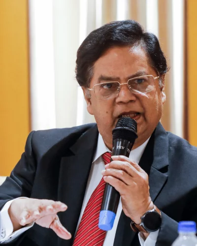 Professor Dr. Sarder A. Nayeem Chairman Japan Bangladesh Friendship Foundation (JBFF)