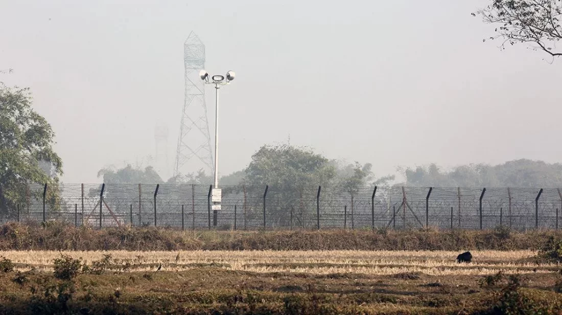 A portion of the border fence between Bangladesh and India. Photo: Syed Zakir Hossain