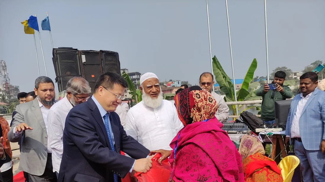 Dr Shafiqur Rahman addressed a winter aid event in Gazipur, attended by Chinese Ambassador Yao Wen as a guest on Sunday, January 26, 2025. Photo: Dhaka Tribune