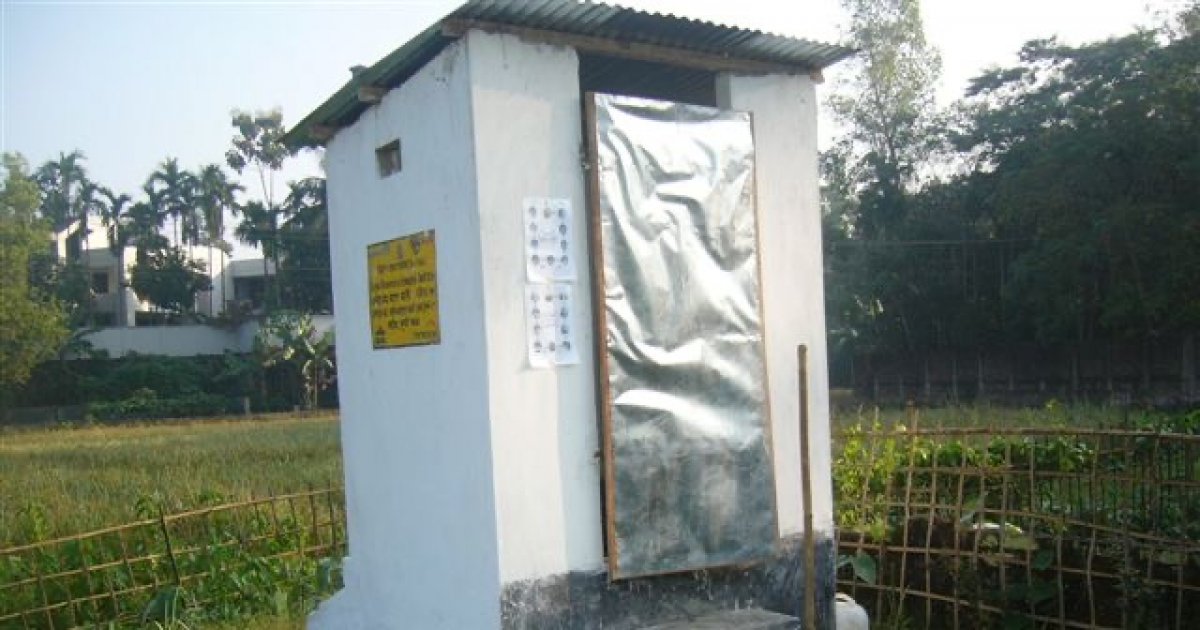 স্কুলে স্বাস্থ্যসম্মত পানি-পায়খানার অভাব শিক্ষার্থীর মর্যাদাহানির কারণ