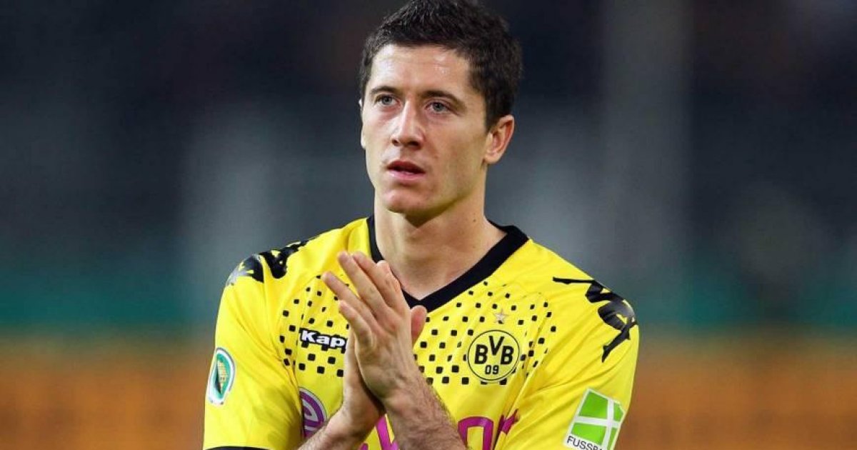 Robert Lewandowski: Poland striker completes move from Bayern