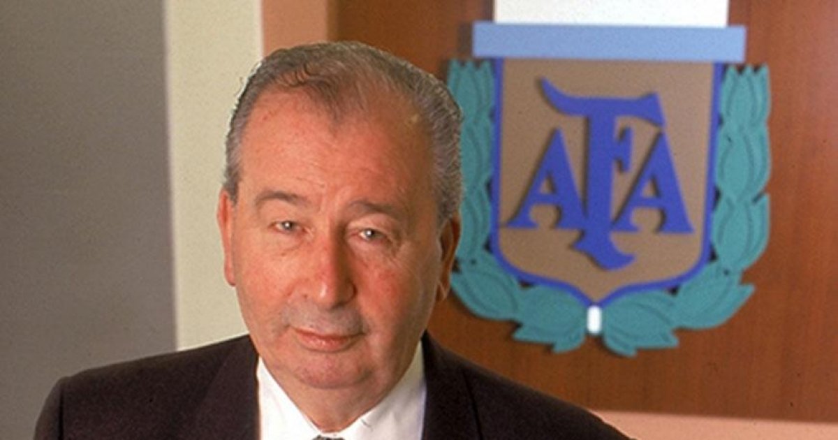 Grondona tactics divide world football