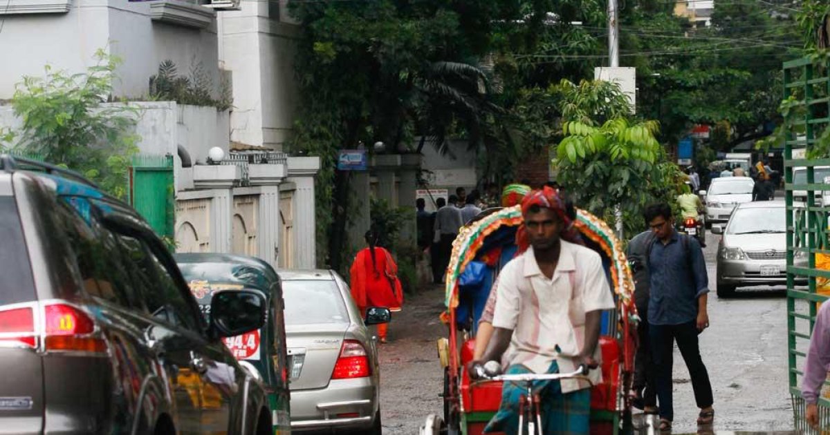 A smarter approach to rickshaws is needed