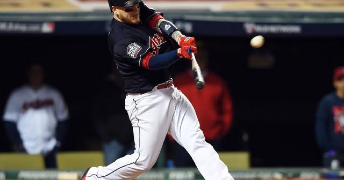 Corey Kluber, Cleveland Indians blank Chicago Cubs in World Series opener 
