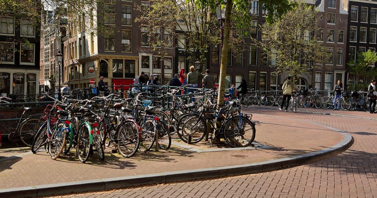 largest bicycle manufacturers