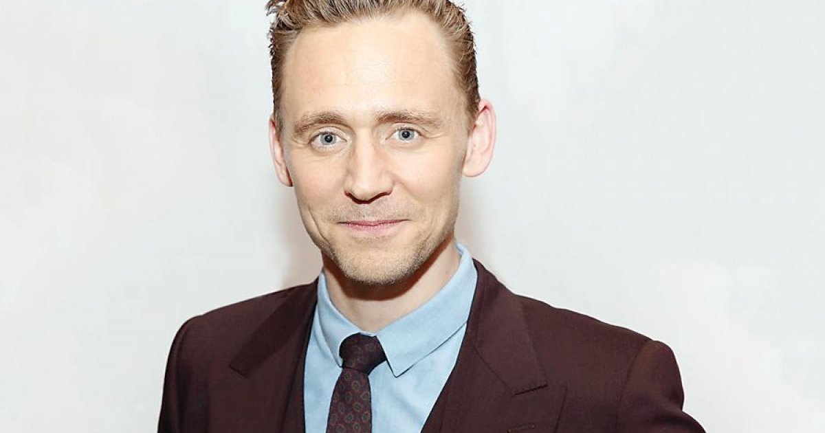 Tom Hiddleston to play Hamlet on stage