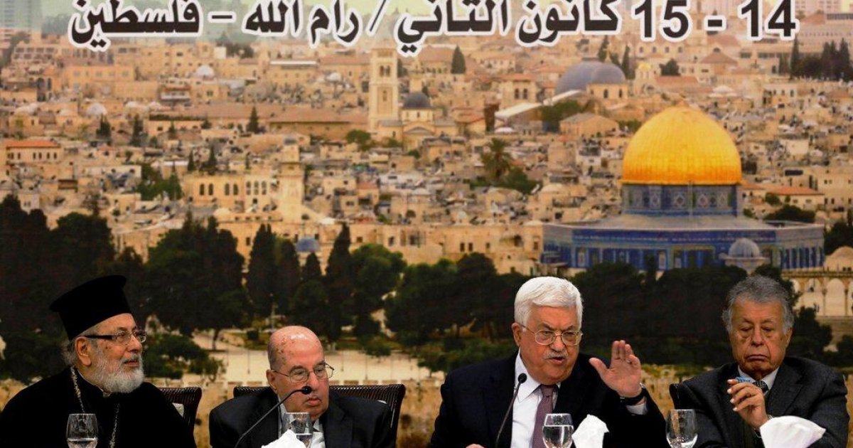 Palestinian leaders call for suspension of recognition of Israel