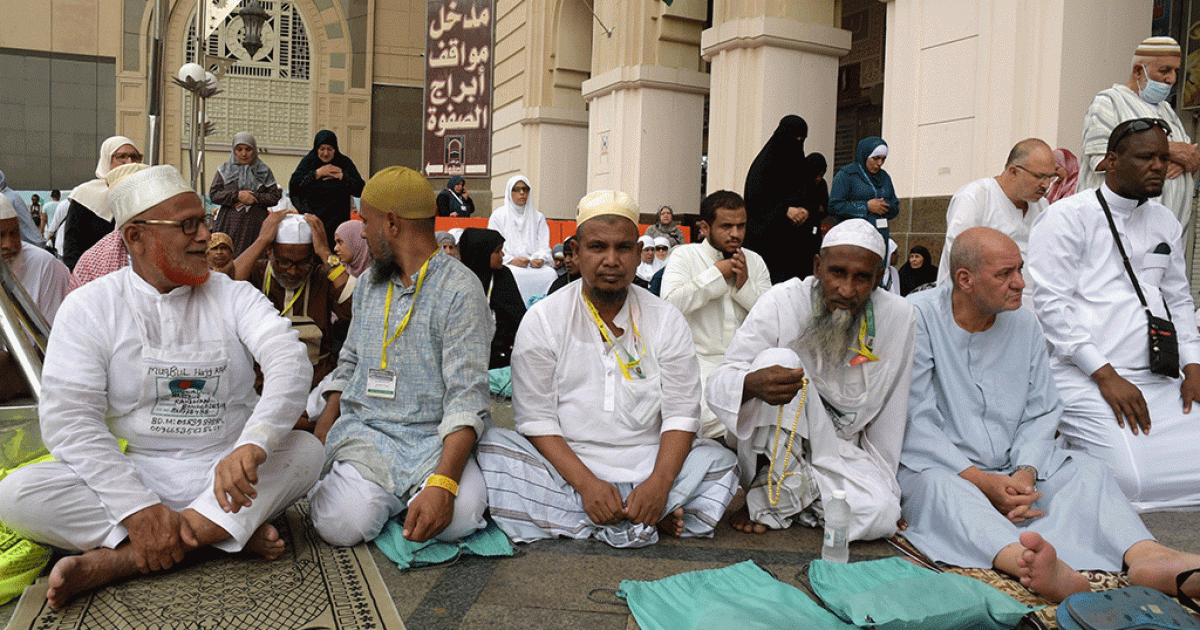 KSA suspends prayers in arenas outside Mecca, Medina holy mosques