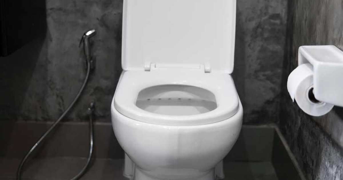 Health experts confirm washing better than wiping