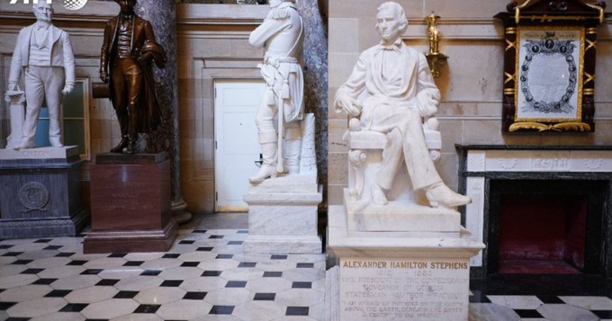 US House approves removing Confederate statues from Capitol