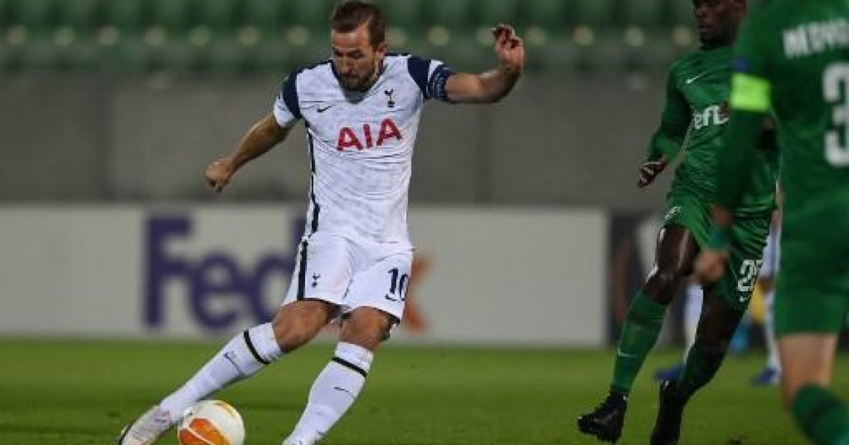 Kane hits another milestone to keep Spurs unbeaten in Premier League