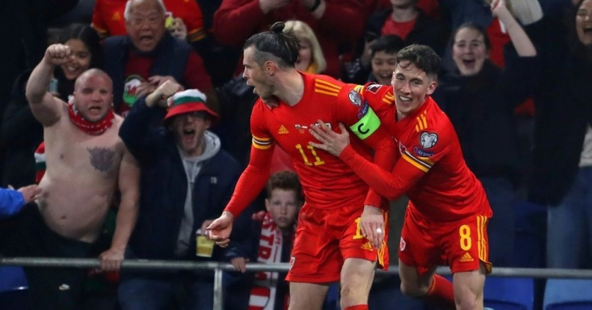 Wales 2-1 Austria: 'They should all be ashamed of themselves