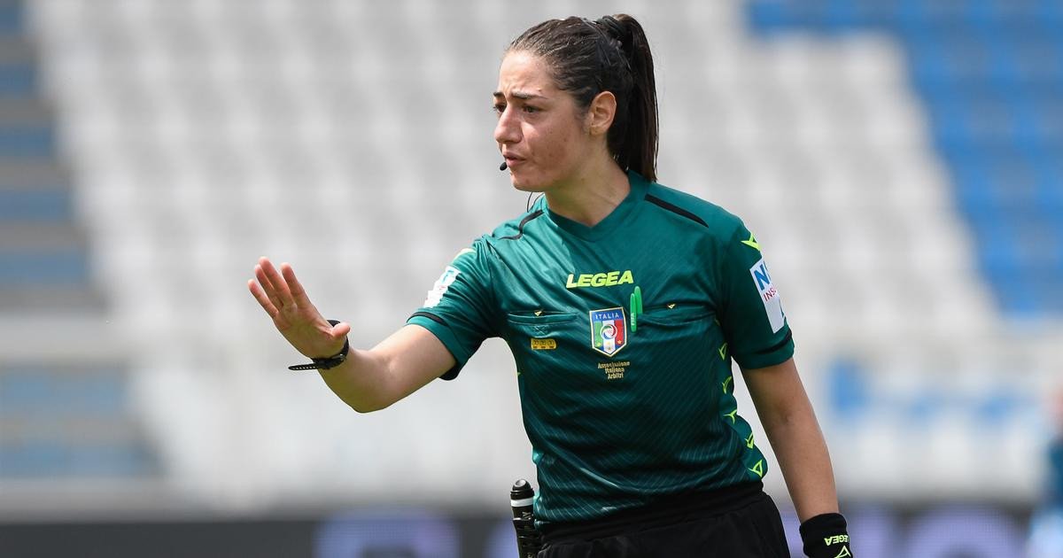 Maria Sole Ferrieri Caputi: Who is Serie A's first-ever woman referee? -  Total Italian Football