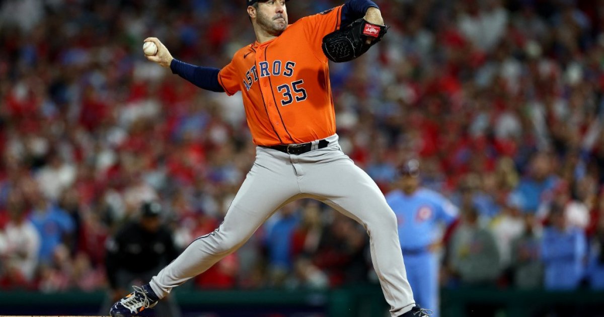 World Series Roundup: Astros edge Phillies to take 3-2 lead to Houston -  Pinstripe Alley