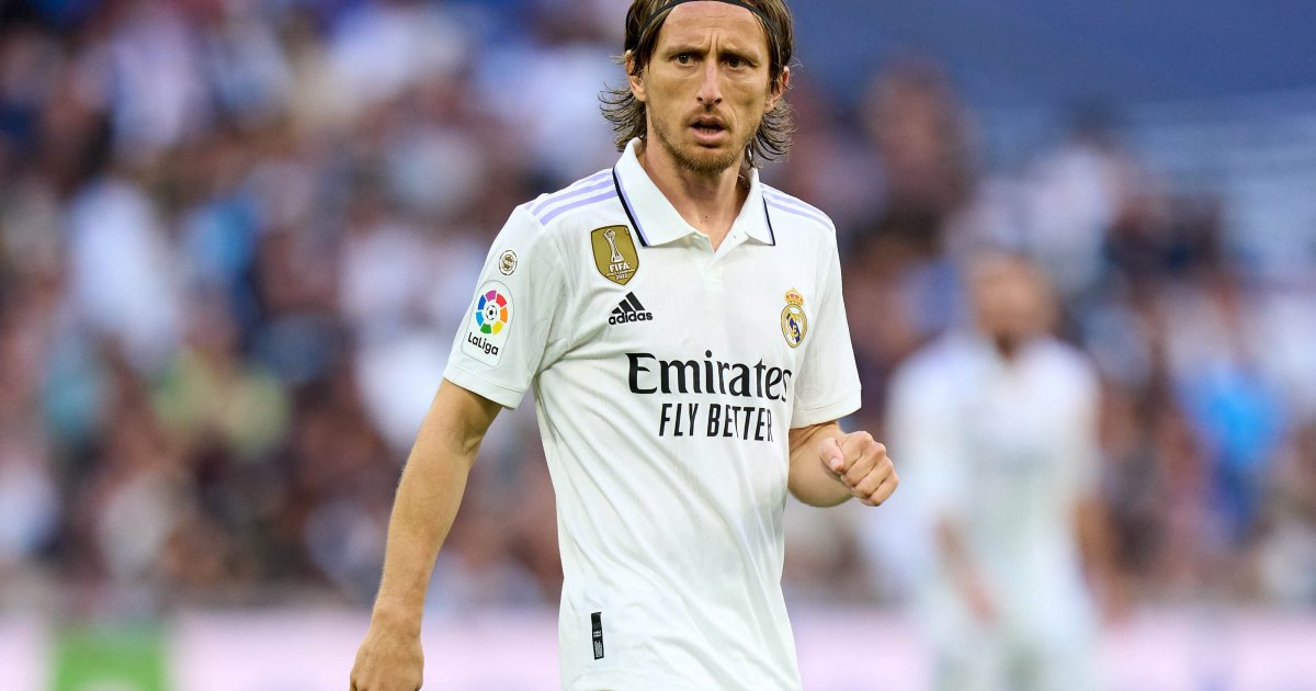 Clone Real Madrid Luka Modrić Jersey