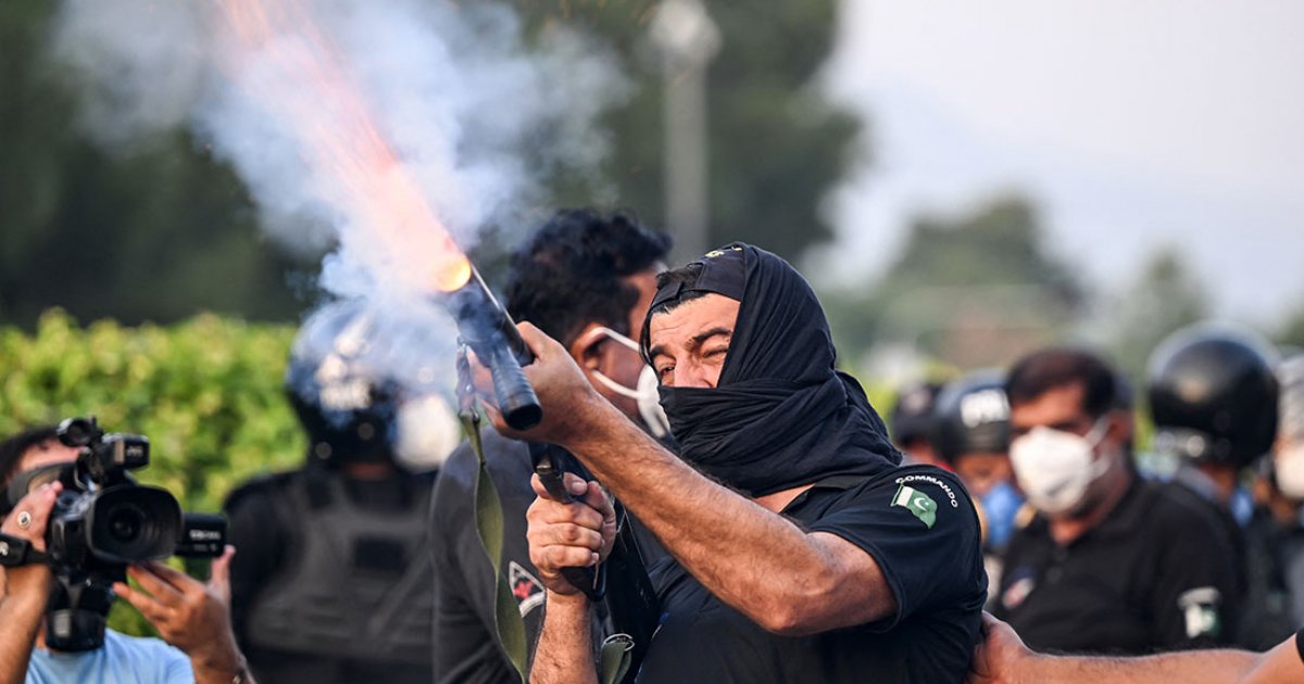 Pakistan locks down capital ahead of pro-Khan rally