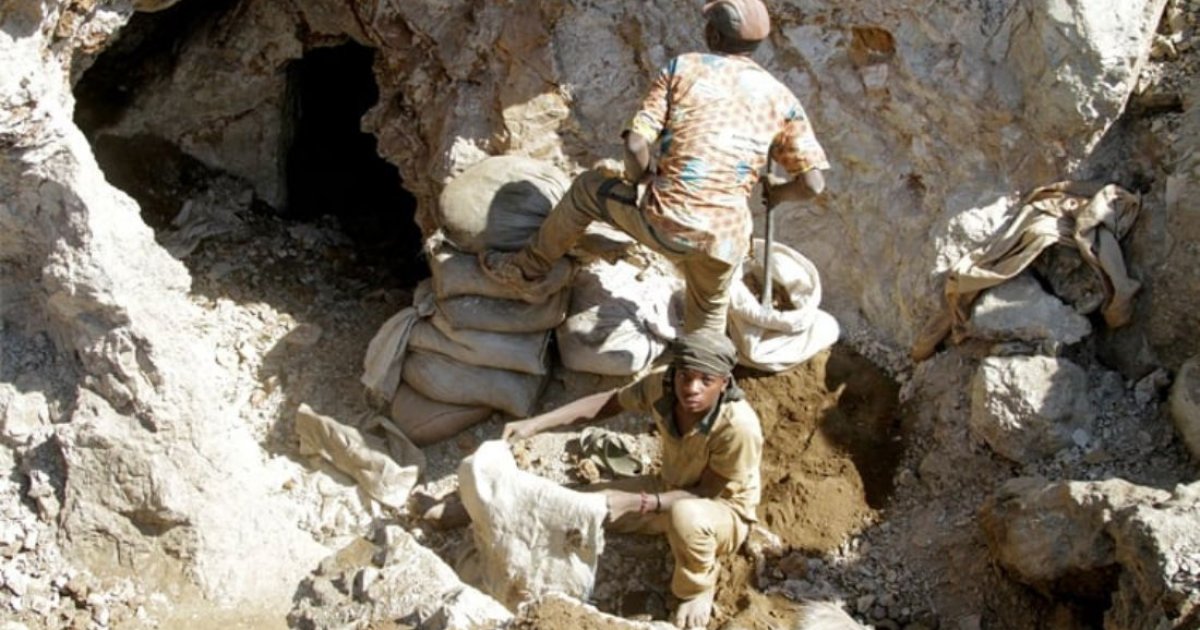 DR Congo mine collapse kills at least 32