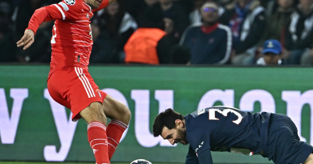 Past is history says Mueller ahead of MLS Messi clash