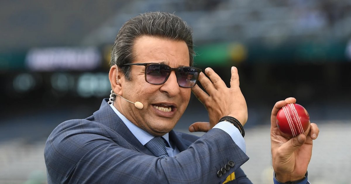 Pakistan legend Wasim Akram hands over the baton after Starc's heroics