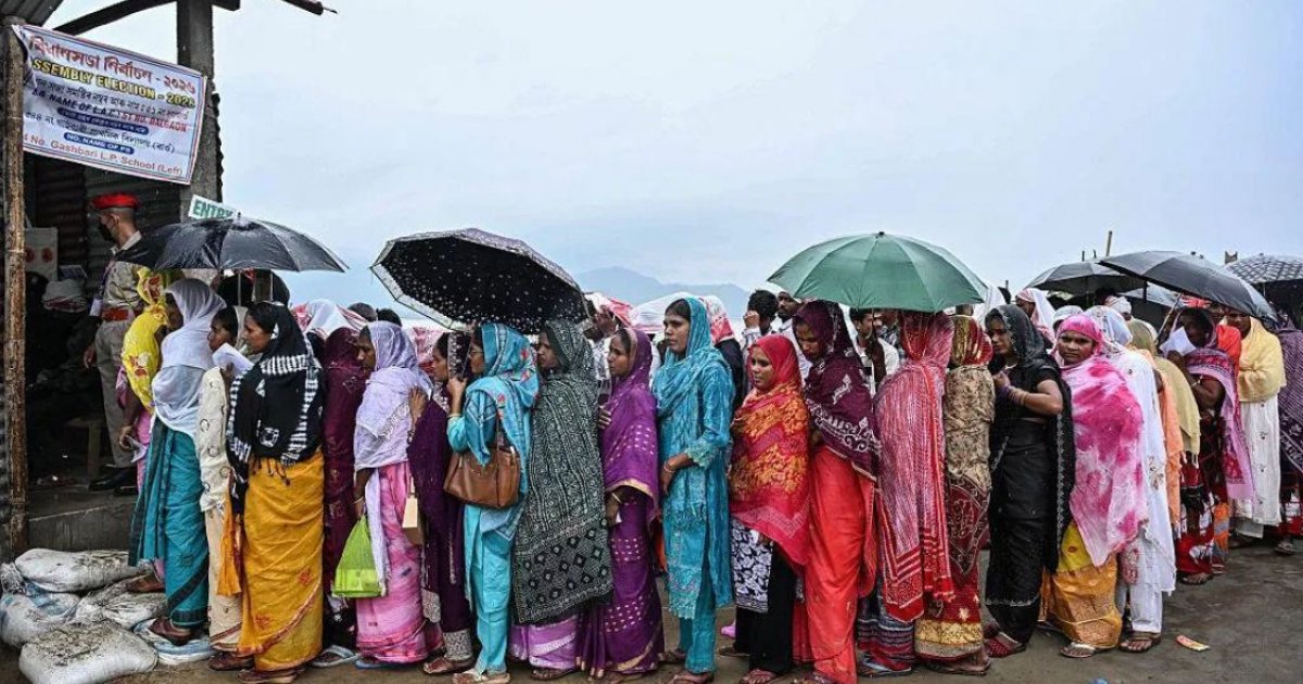 ভারতের পশ্চিমবঙ্গে ভোটার তালিকা থেকে ৯০ লাখ নাম বাদ, রাজনৈতিক উত্তেজনা