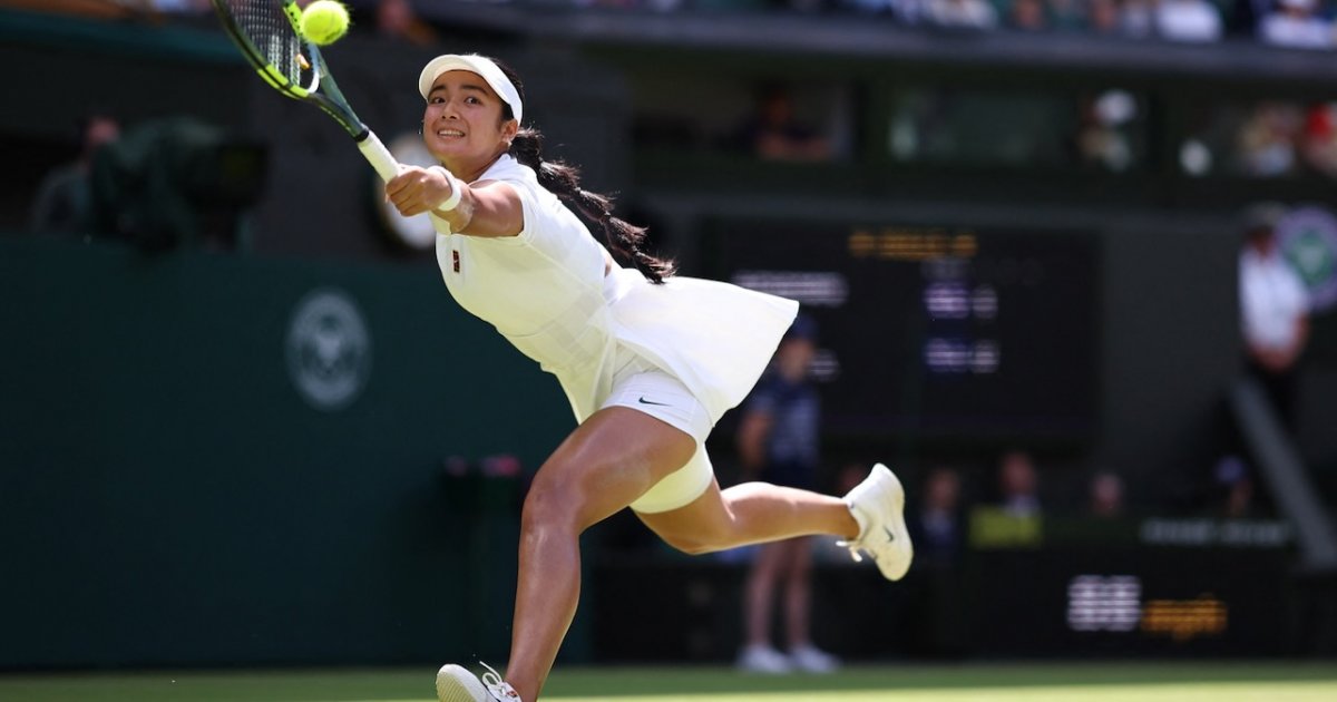 Swiatek dumped out of Wimbledon by Eala, Serena withdraws from doubles