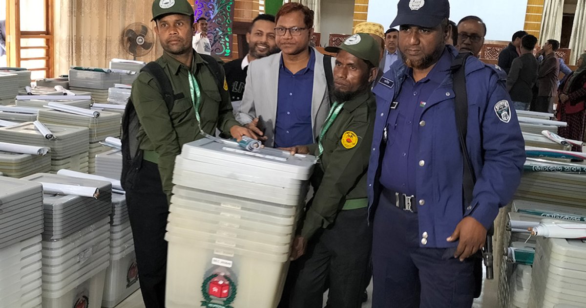 Poll Material National polls: Election materials sent to polling centres