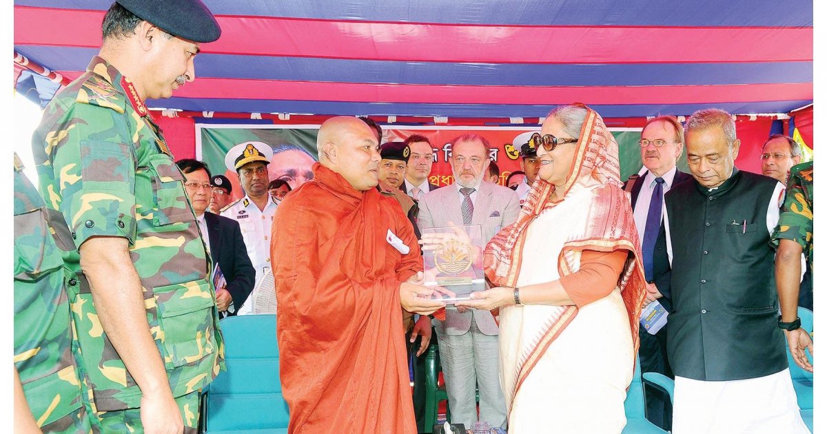 PM inaugurates Buddhist temples in Ramu