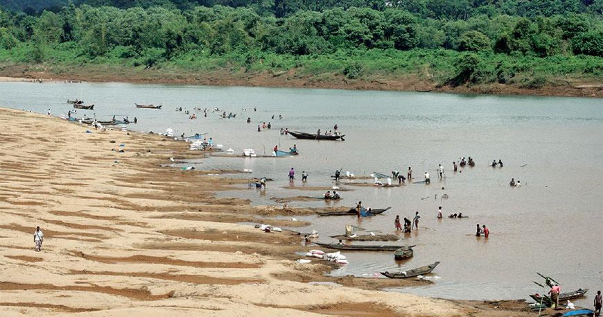 Sari River being stripped of resources
