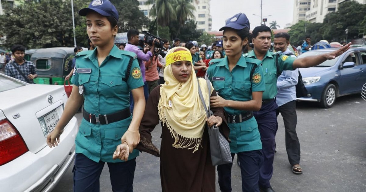 Police Disperse Govt Job Age Limit Protesters From Shahbagh, Detain 4