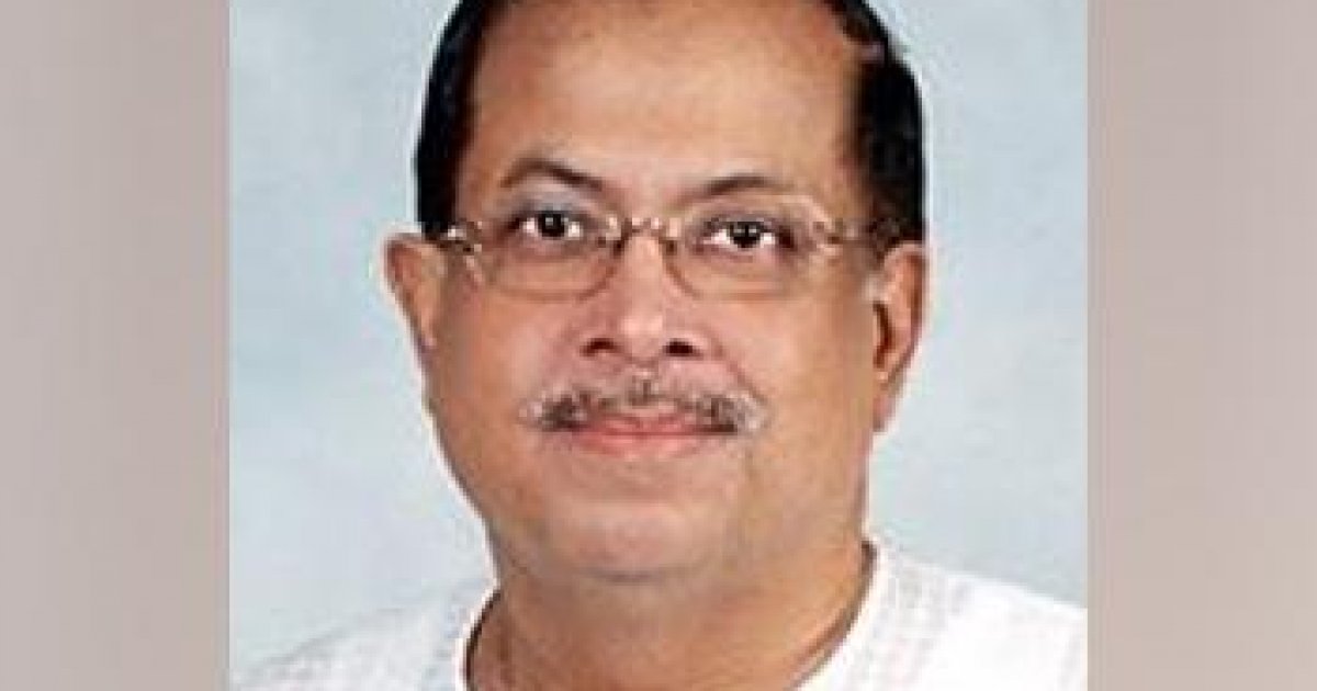 Yubka ichida barmoq porno