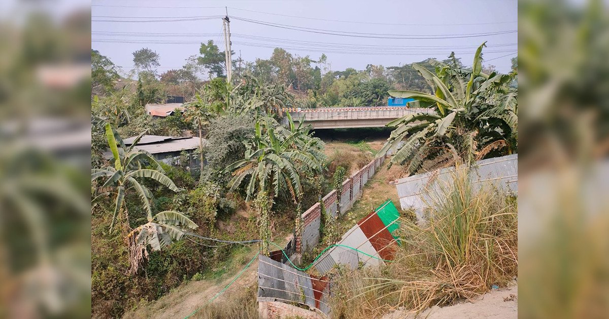 Land grabber, now ward councillor, unstoppable