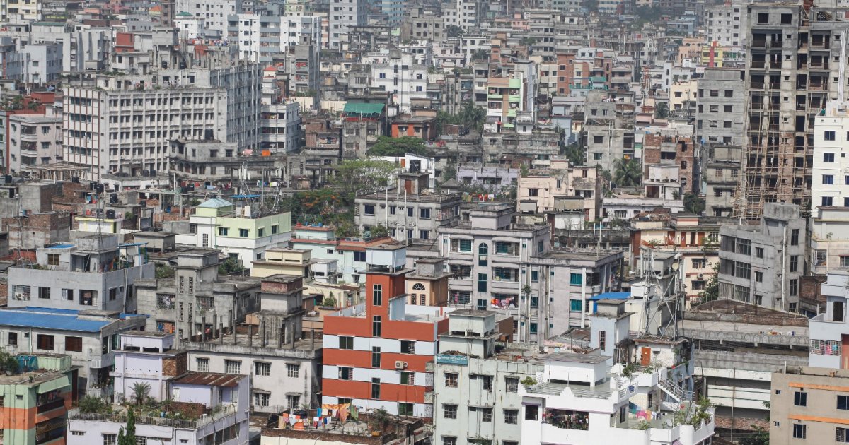 ‘Moderate’ air quality continues in Dhaka