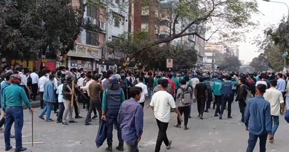 Renewed clashes erupt between Dhaka College-Ideal College despite peace agreement