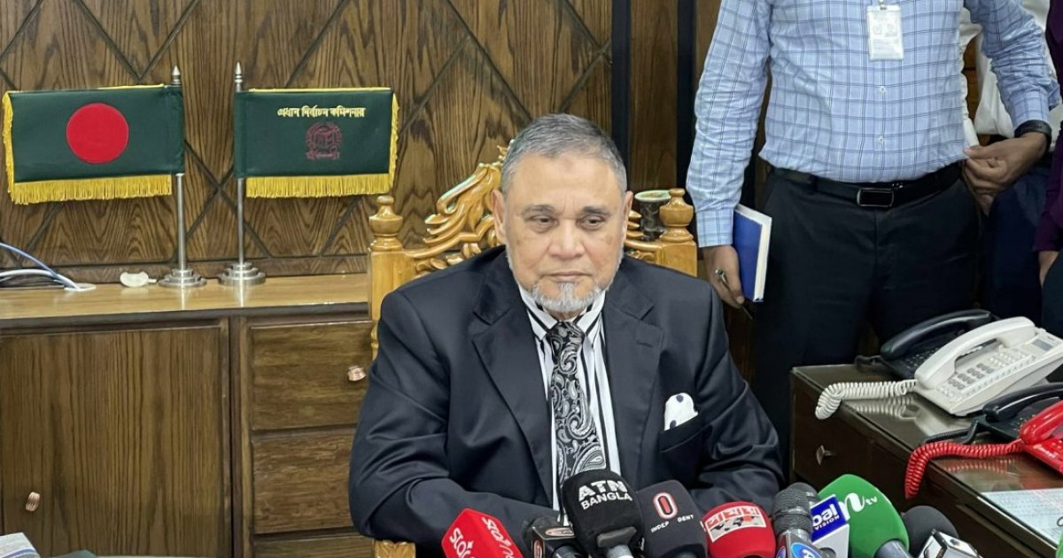 EC Chief: Don’t hire politically linked election observers