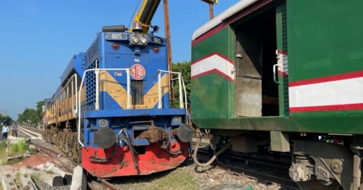 Dhaka&rsquo;s train link with northern region resumes after 3 hours